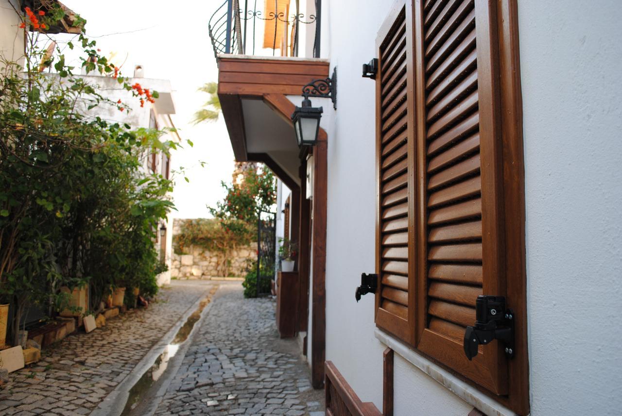 Silenos Boutique Hotel Сеферихисар Экстерьер фото