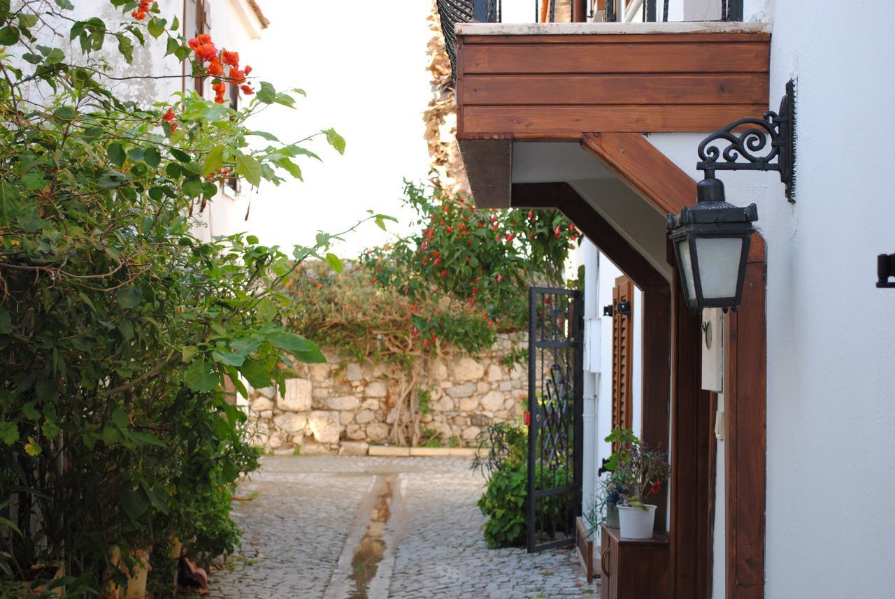 Silenos Boutique Hotel Сеферихисар Экстерьер фото