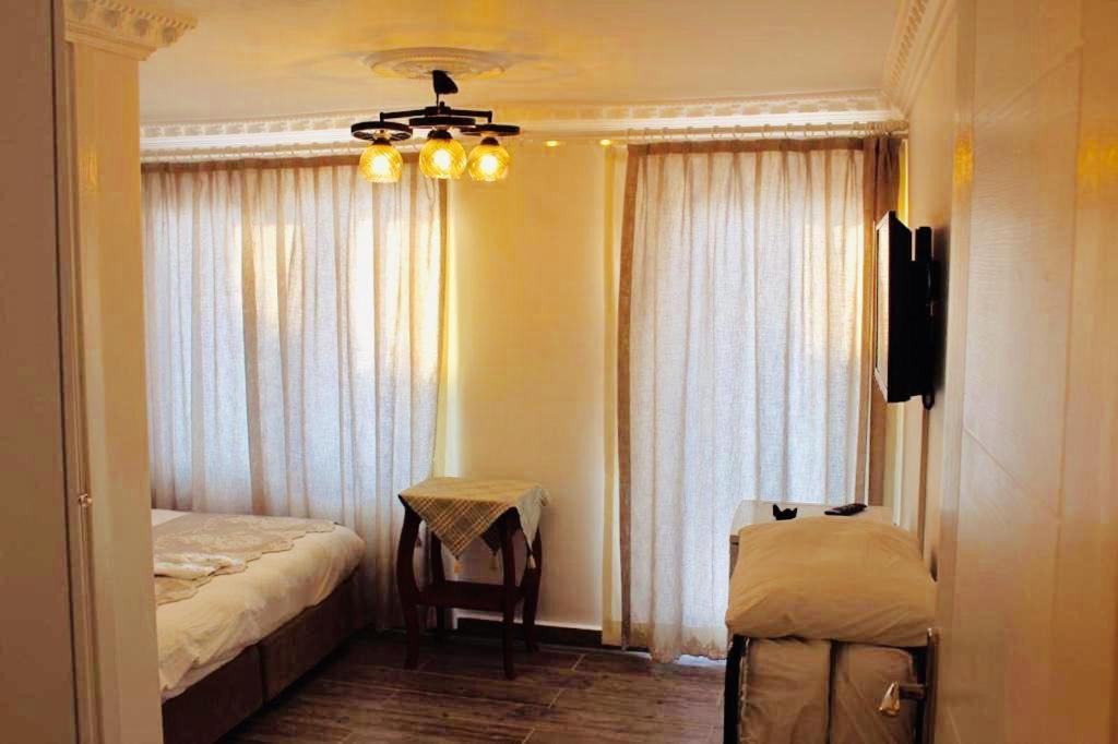 Silenos Boutique Hotel Сеферихисар Экстерьер фото